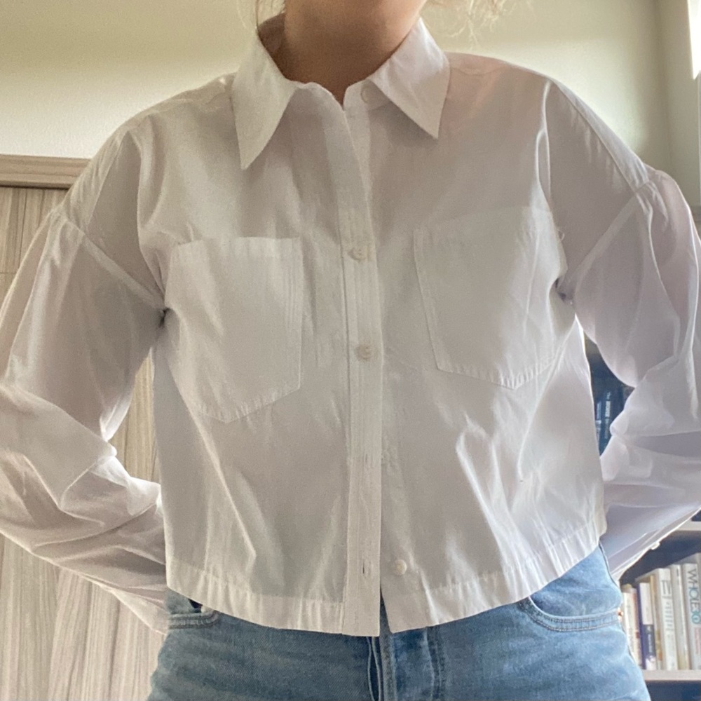 NWT Cropped Zara button up